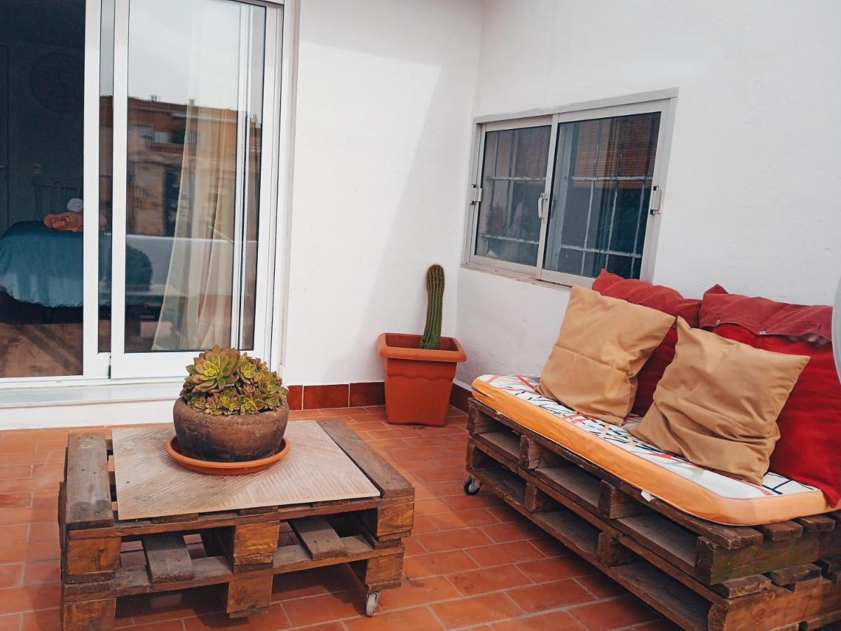 Apartamentos Lax Almeria Luaran gambar