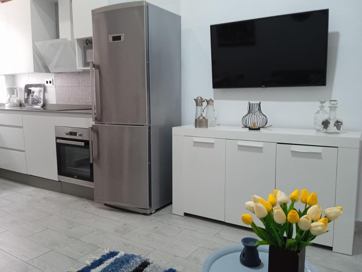 Apartamentos Lax Almeria Luaran gambar